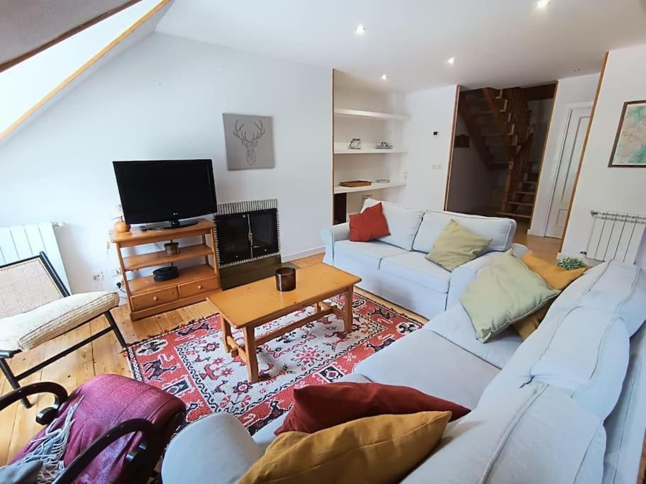 Balaitus Petfriendly - Arafita Apartamentos Sallent De Gallego Luaran gambar