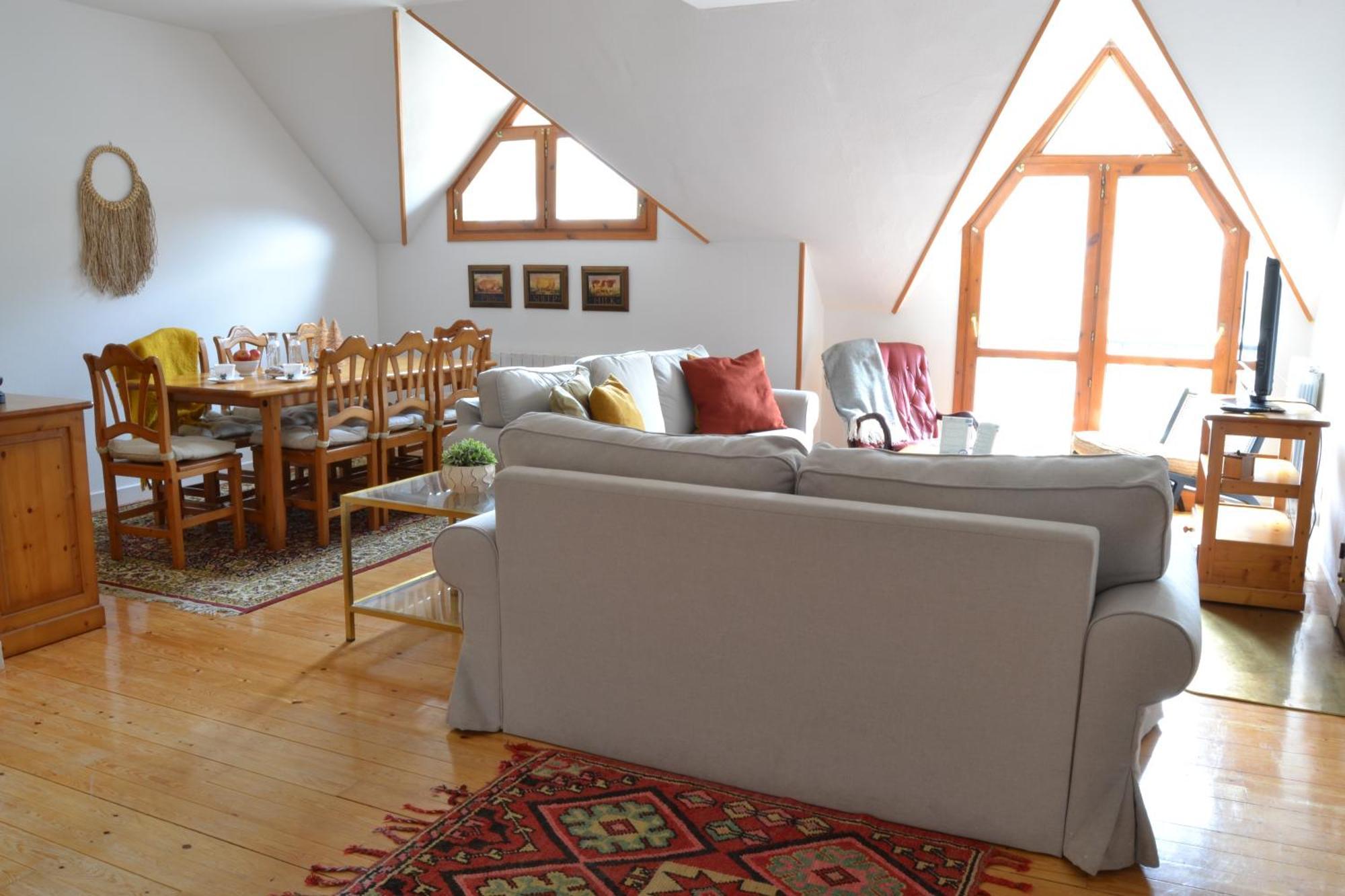 Balaitus Petfriendly - Arafita Apartamentos Sallent De Gallego Luaran gambar